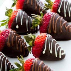 Chocolate Covered Strawberries - One Dozen