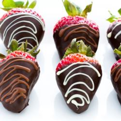 Chocolate Covered Strawberries - Half Dozen